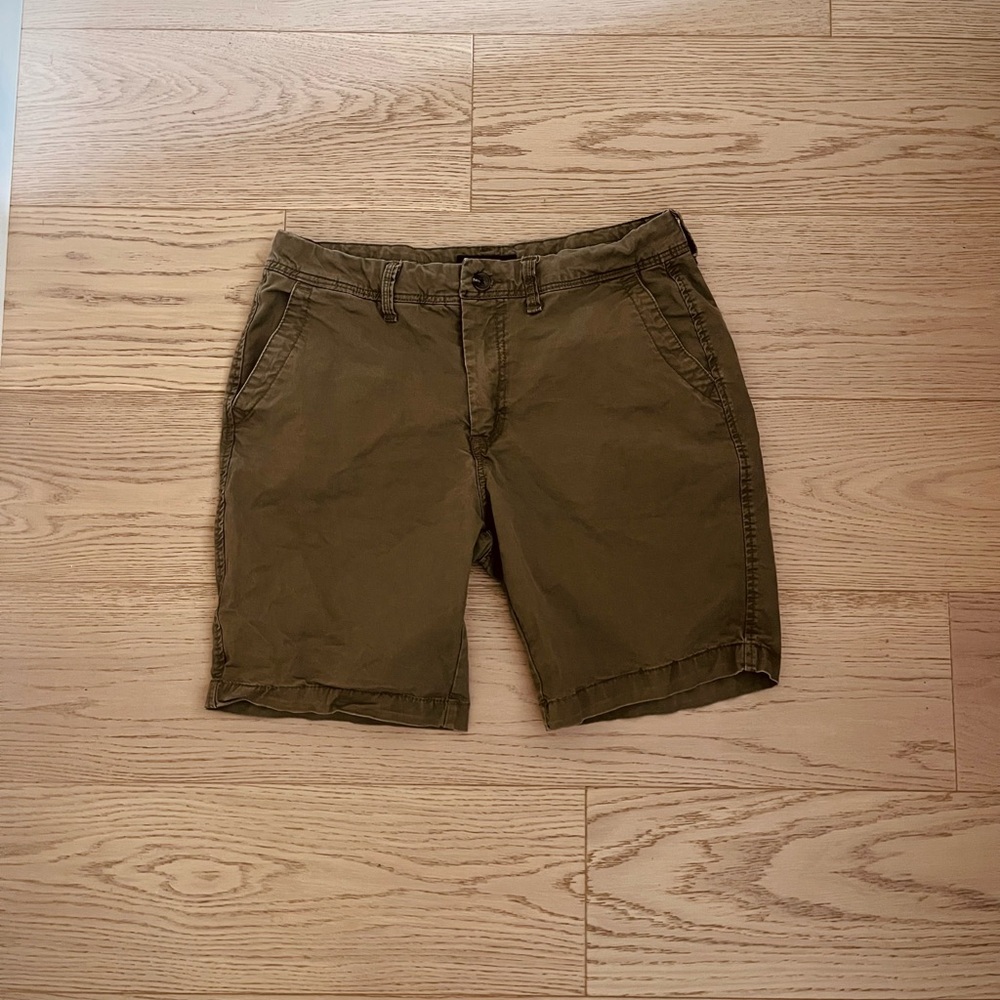 Mens Aeropostale Shorts Size 32 Khaki